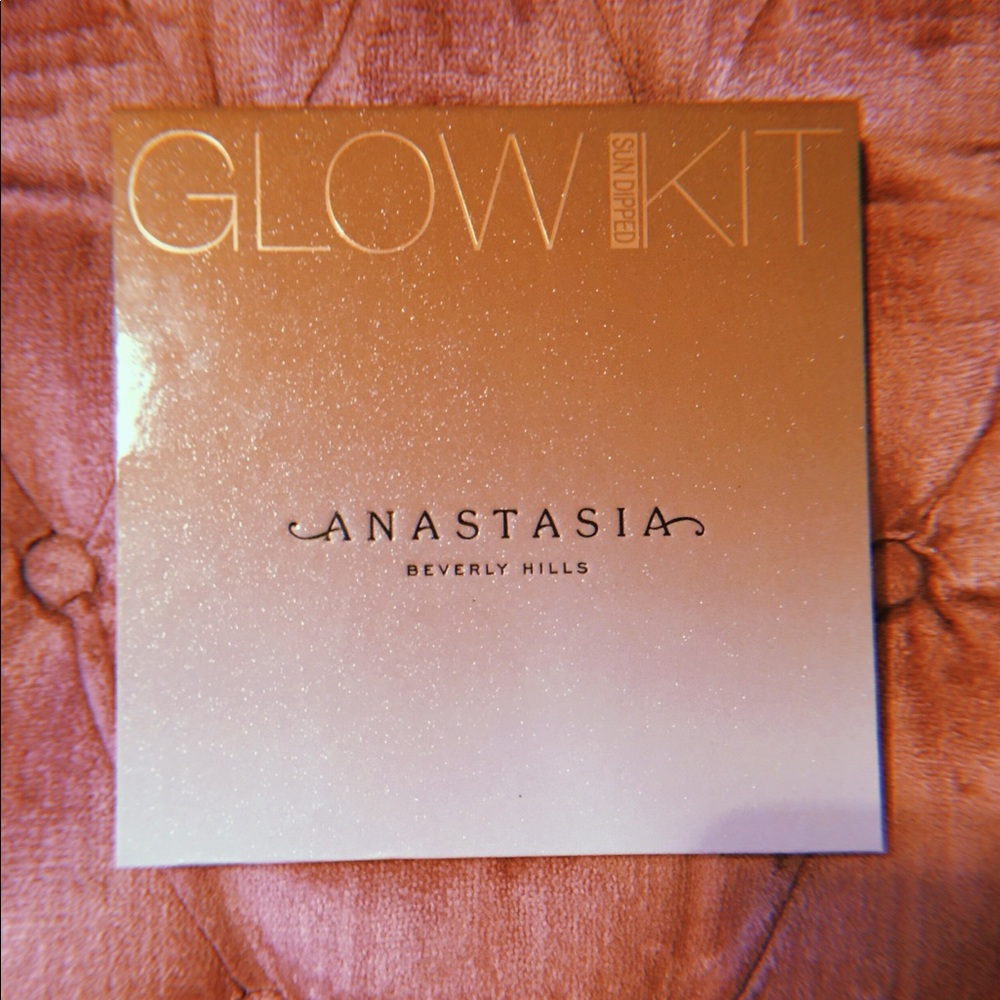 Anastasia Beverly Hills SUN DIPPED Glow Kit